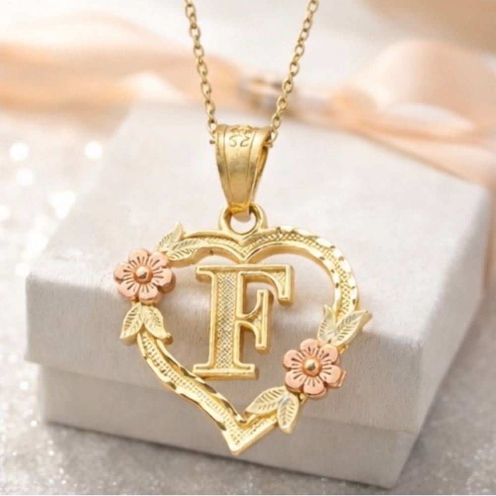 NWOT 10K Gold Floral Heart Initial F Pendant – Romantic Vintage Style Charm